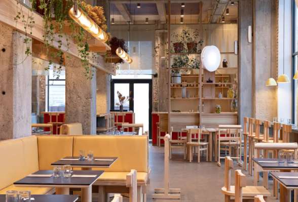 历城区餐饮装修时怎样让空间感觉更好呢