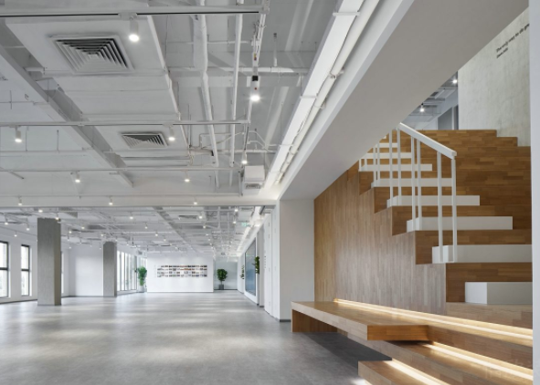 历城区办公室装修藏在细节里的效率与温度/>
<blockquote class=